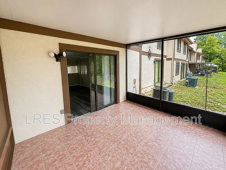 4974 Sanoma Vlg — Photo 21