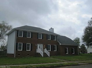 221 Knells Ridge Dr, Chesapeake, VA 23320