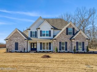 2033 Gracie Rd, Hernando, MS 38632