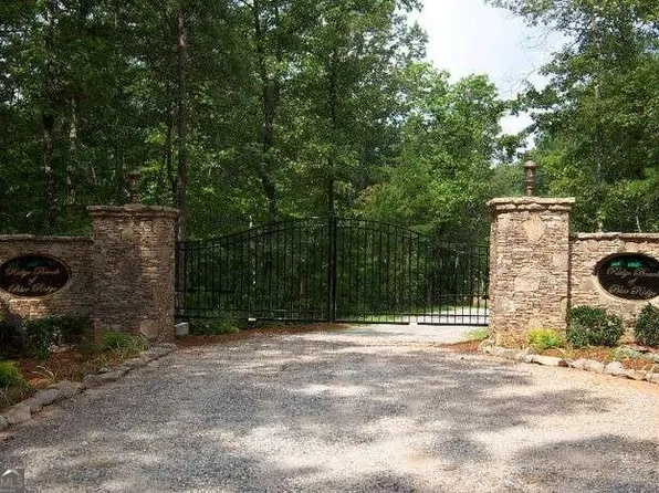 703 Meadow Brook Trl, Morganton, GA 30560