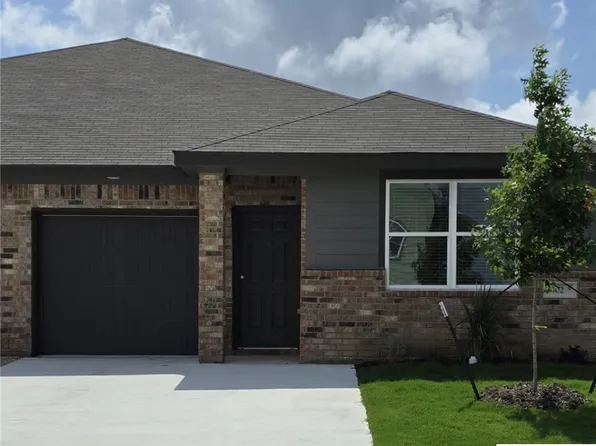 302 Green Valley Dr, Copperas Cove, TX 76522
