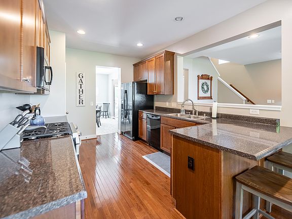 5th image of 2626 Alyssum Dr