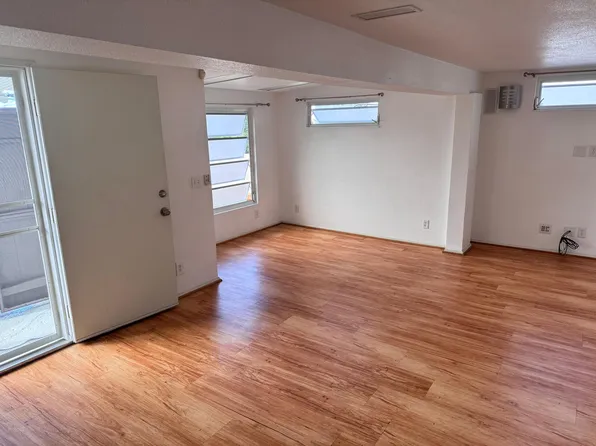 1703 Kealia Dr, Honolulu, HI 96817