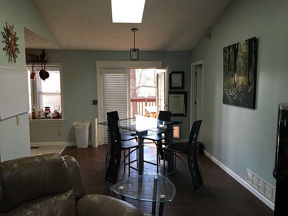 4th image of 5631 Deerfield Pl NW