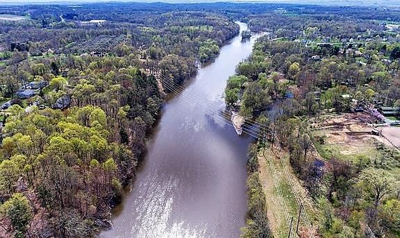 THE GORGEOUS WALLKILL RIVER!