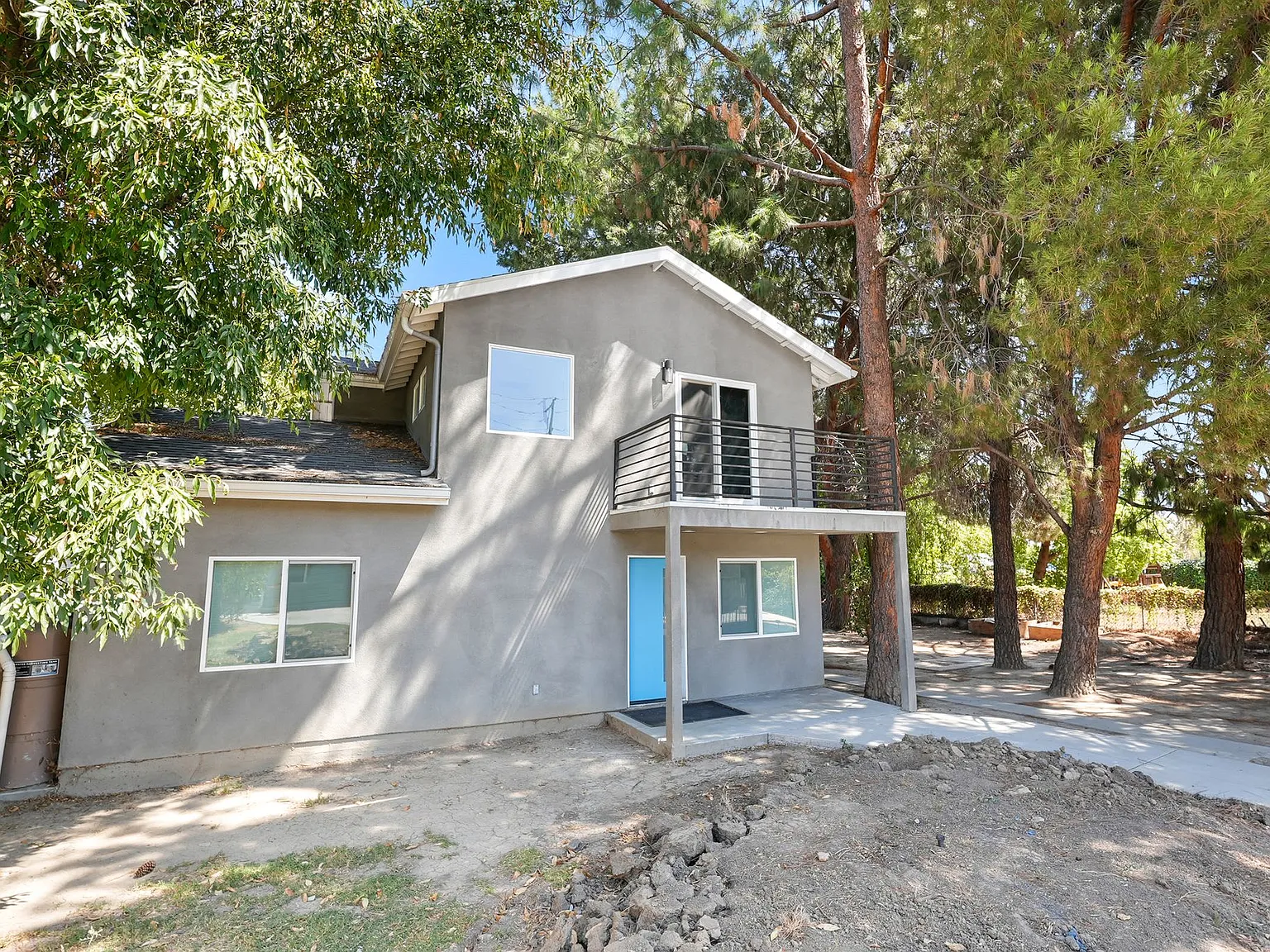 3 bed, $4,995 — Photo 3