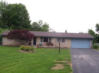 6174 Bluff Acres Dr, Greenwood, IN