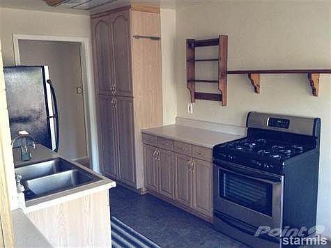 1786 13th St. South Lake Tahoe, CA 96150   Sunny Gardner Mountain Home  *Close to Heavenly, Sierra, Homewood, and Kirkwood Ski Resorts.  *Close to Schools, Shopping and Public Transportation.   *Central Heat, Fireplace, and Free Standing Pellet Stove  Open Beam, warm and inviting Gardner Mountain home...Remodeled kitchen with new appliances.Large bonus room or 3rd bedroom with own entry. Extra large laundry. Naturally landscaped and fenced rear yard. Close to bike trails and beaches. Open house Saturday 11am-3pm (4/20/13)