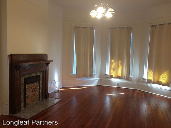 2nd image of 120 W Waldburg St APT 1