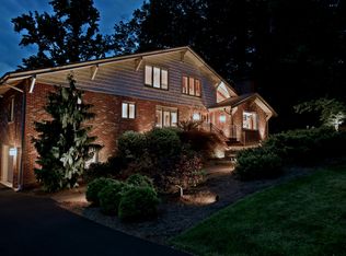 6179 Steeplechase Dr, Roanoke, VA 24018
