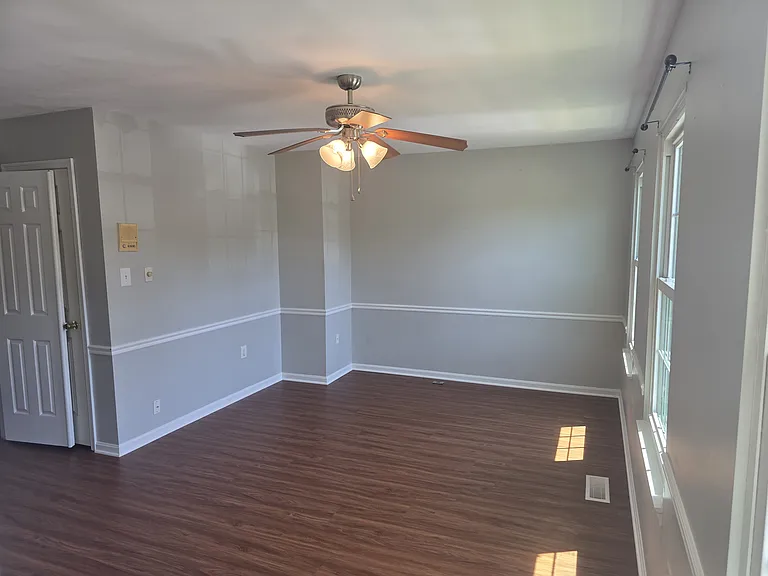 4686 Joanna Ct — Photo 34