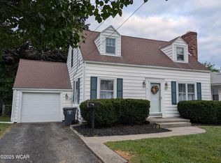 621 Fairfield Dr, Lima, OH