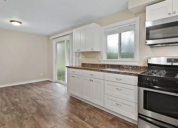 5th image of 19116 48th Ave W