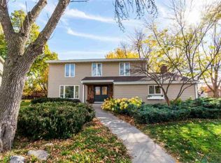 3716 S Lewis Ct, Sioux Falls, SD 57103