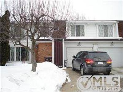 29498 Terrace Ct. Warren MI