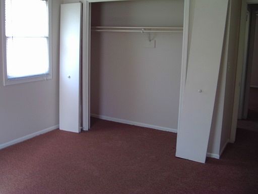 4th image of 5822 Christie Ave SE