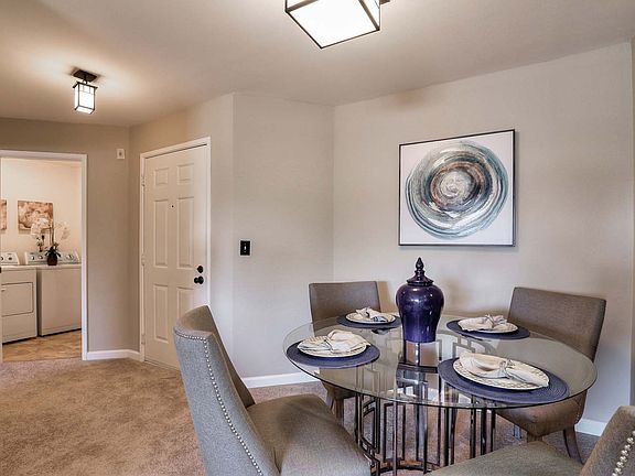 5th image of 1670 La Terrace Cir