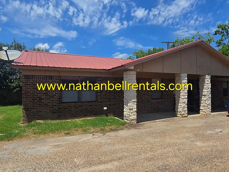 1665-1679 Ballard Dr — Photo 11