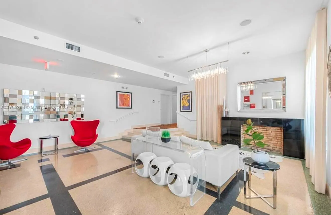 1 bed, 522 sqft, $2,100 — Photo 4