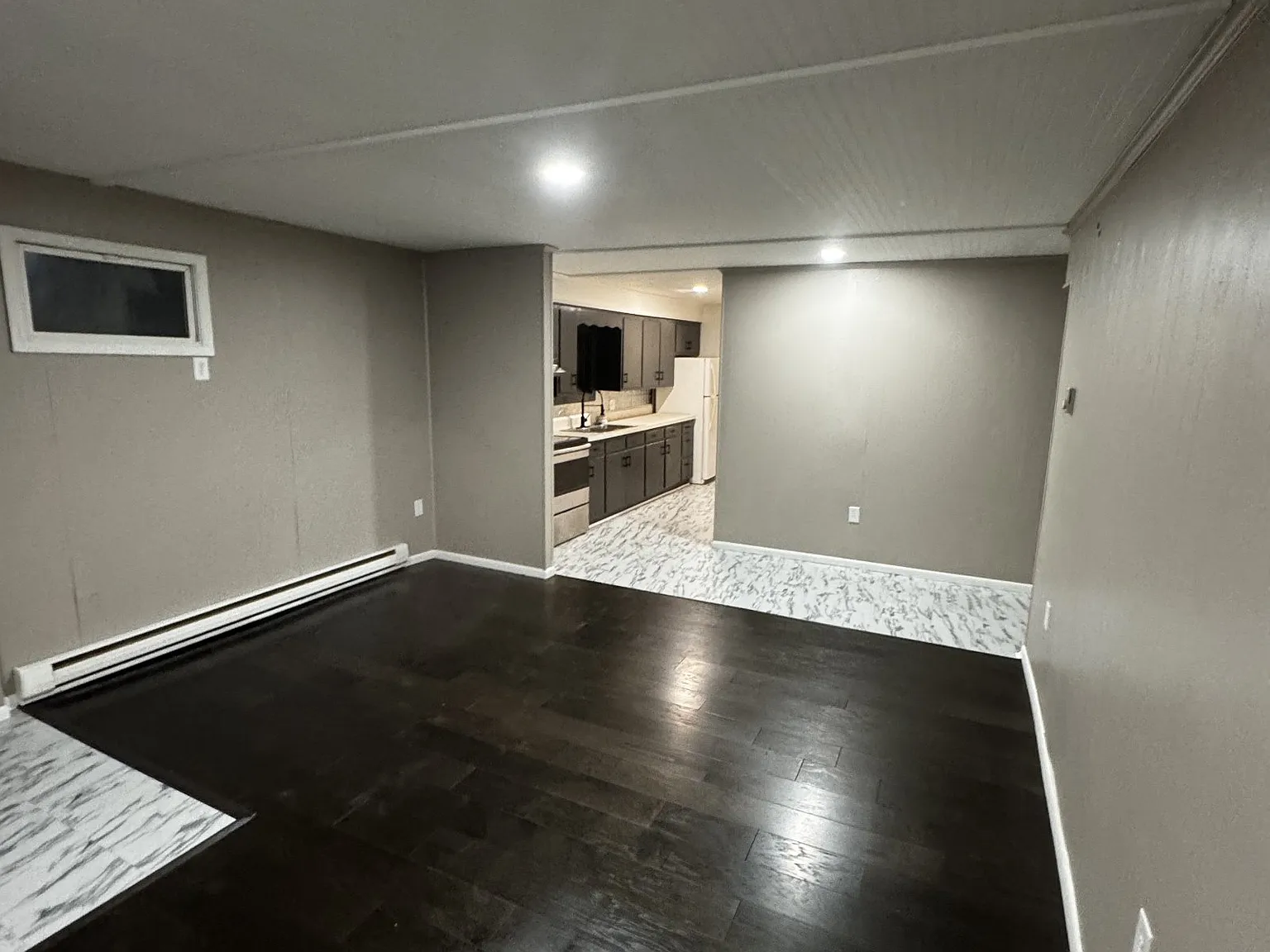2 bed, 1.0 bath, 850 sqft, $865 — Photo 1