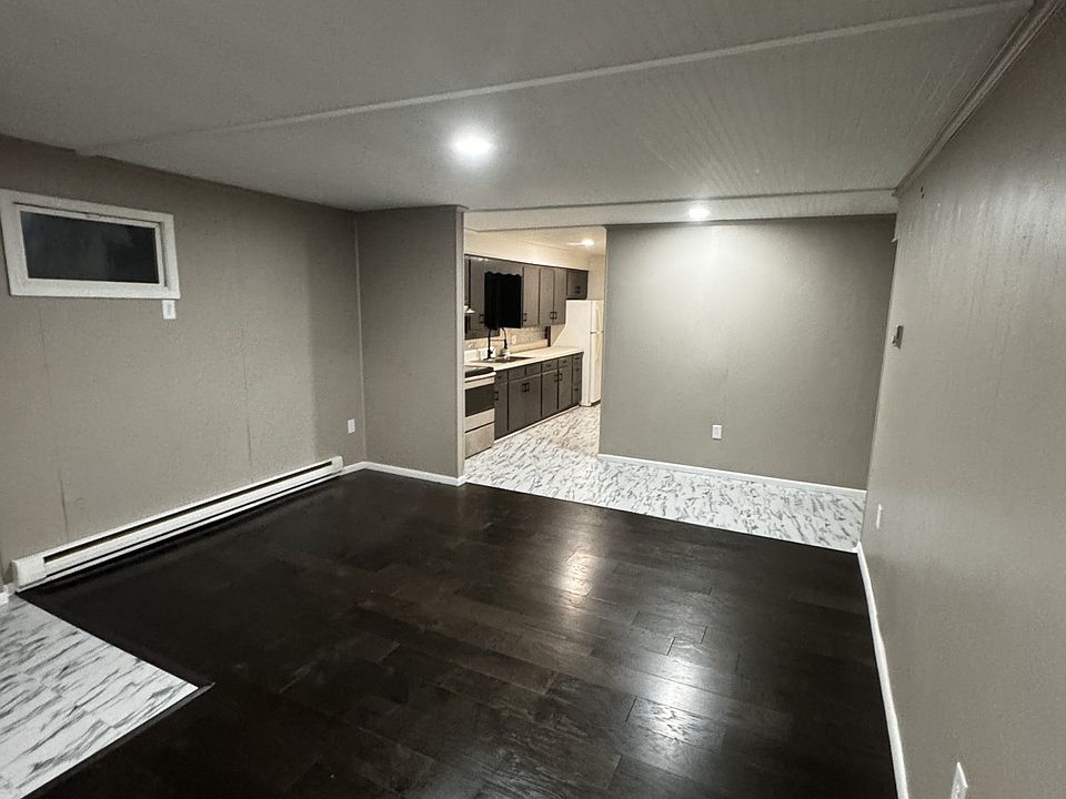 Living Room -- Entry View