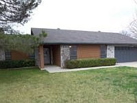 1st image of 805 Beaver Trl