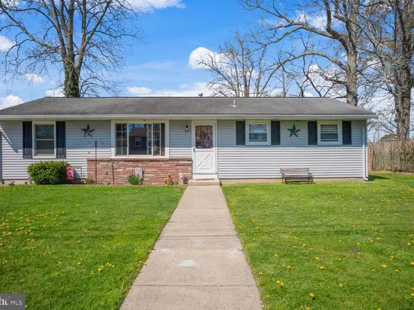 309 Falcon Dr, Little Egg Harbor, NJ 08087
