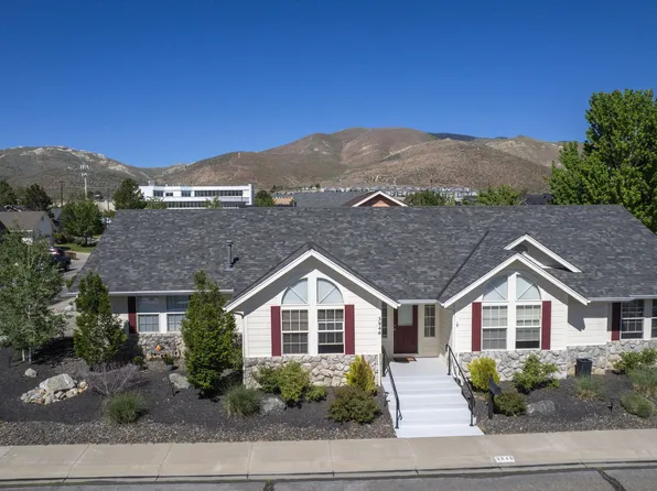 3946 Southpointe Dr, Carson City, NV 89701