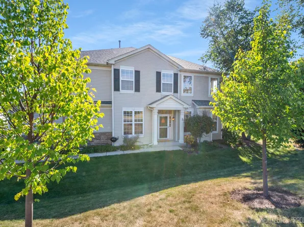 114 Durango Dr, Gilberts, IL 60136