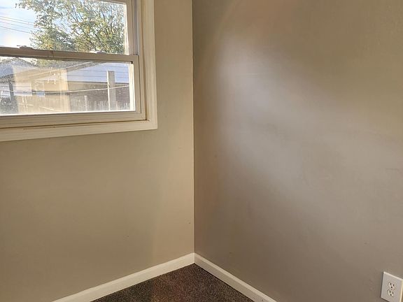 3rd image of 14646 Fellrath St