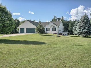 9533 Hamill Rd, Otisville, MI 48463