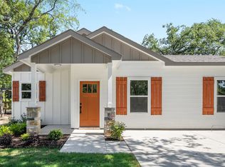 6136 Apache Dr, Mabank, TX 75156