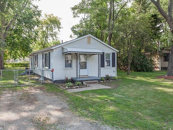 5th image of 21201 Negaunee St