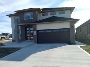 129 Whelan Dr, Amherstburg, ON N9V 0A9