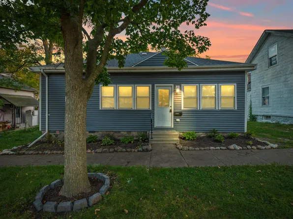 5 Waldron St, Hillsdale, MI 49242