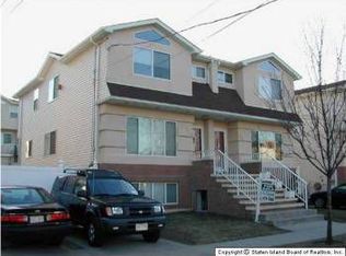 127 Livingston Ave, Staten Island, NY 10314