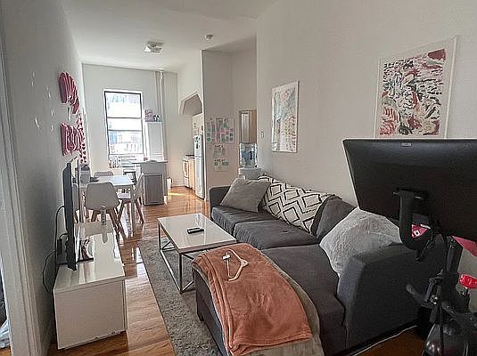 1st image of 50 Grand St APT 3F