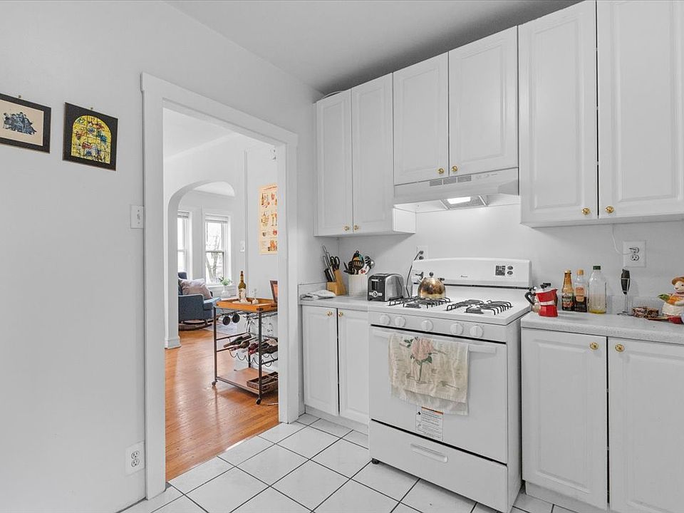 1st image of 6420 N Newgard Ave APT 1E