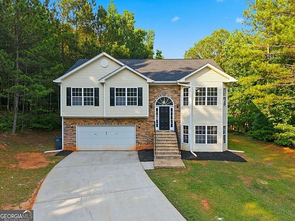 2nd image of 210 Coldwater Dr