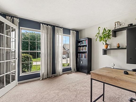 4th image of 7147 King James Ct