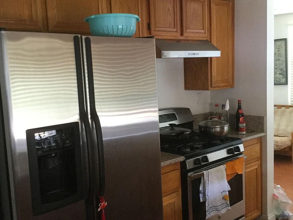 1st image of 25661 Huron St