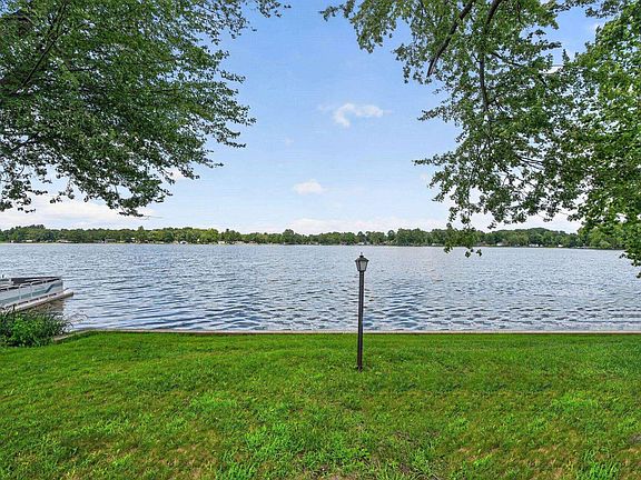 5th image of 5484 W Sycamore Hill Ln