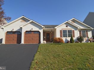 321 Sooner Ln, Blandon, PA 19510
