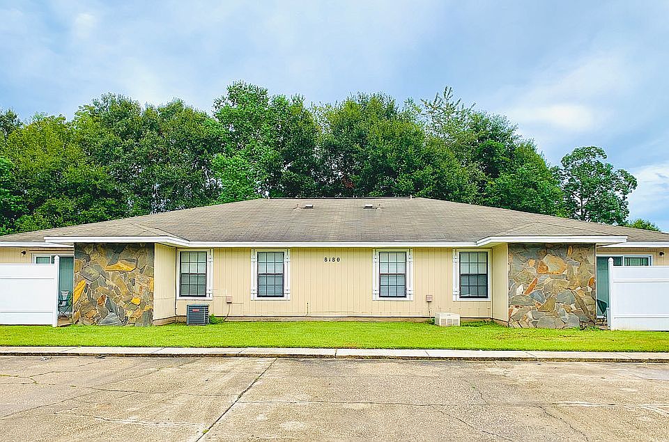 1st image of 8180 Stonebrook Dr APT D
