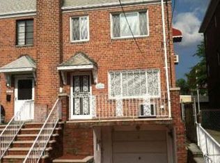5219 72nd Pl, Maspeth, NY 11378