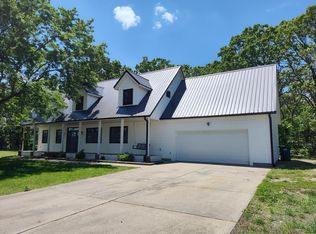 4181 S 105th Road, Bolivar, MO 65613