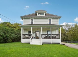 402 2nd Ave SE, Nya, MN 55397