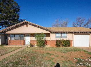 1424 Brentwood Dr, Clovis, NM 88101