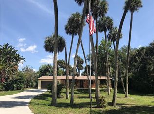 3716 Lake Harney Cir, Geneva, FL 32732