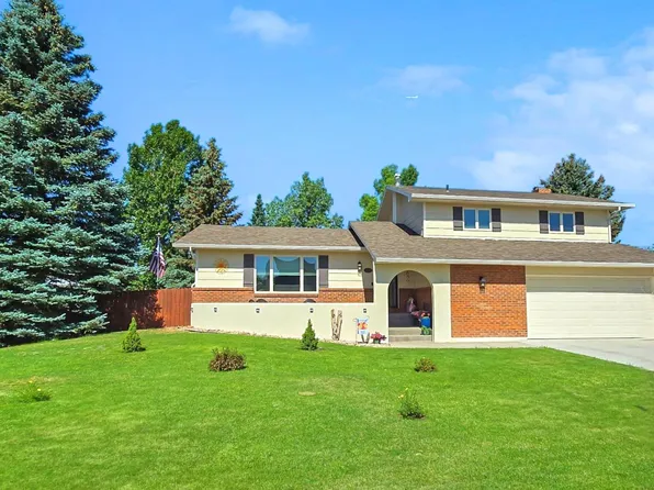 1058 Inca Dr, Laramie, WY 82072